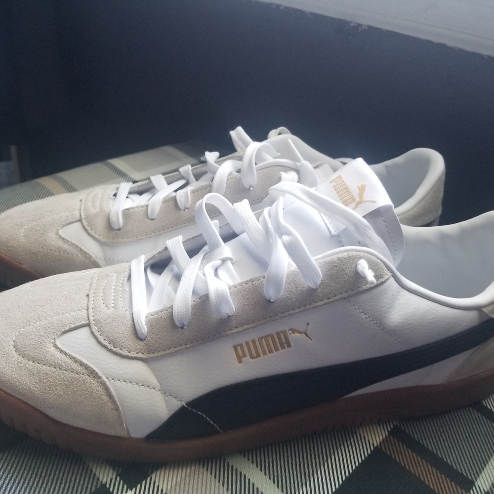 Puma White and Black Sneakers with Tan Accents